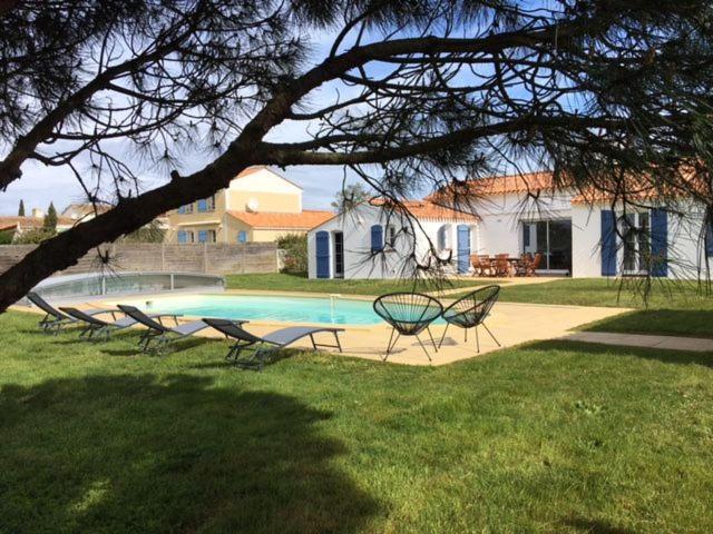 Gite Avec Piscine Privative LʼAiguillon-sur-Vie Dış mekan fotoğraf